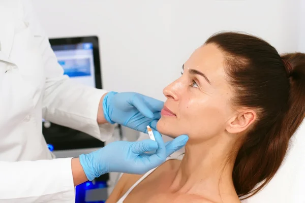 Facial Contouring